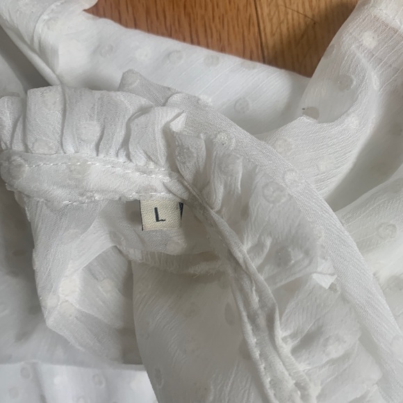 Sweet 2-layer white on white polka dot dress - Picture 8 of 9